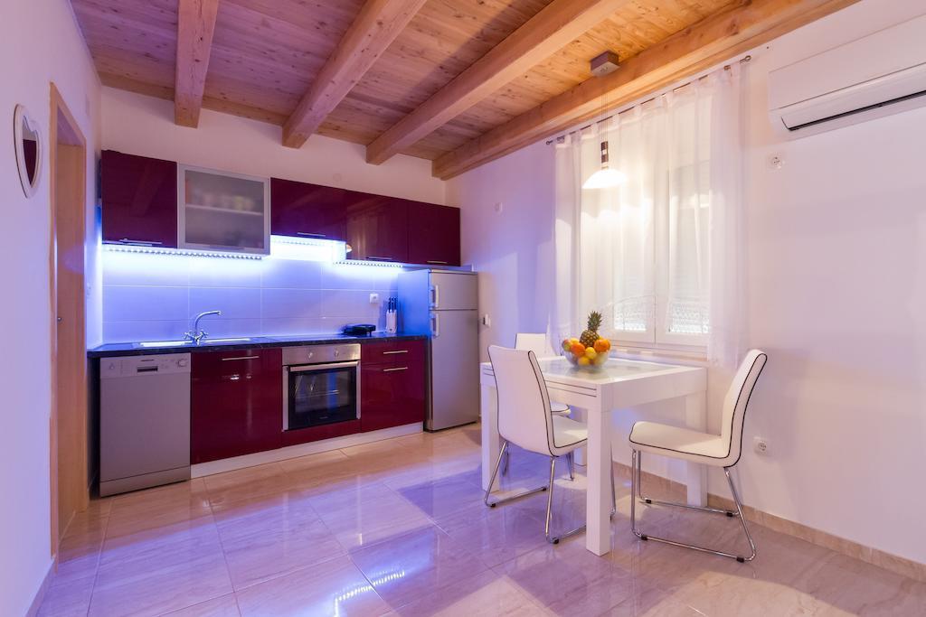Apartments Vica Šibenik Chambre photo