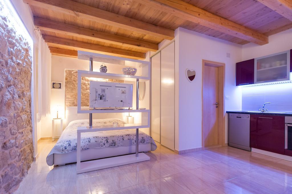 Apartments Vica Šibenik Chambre photo