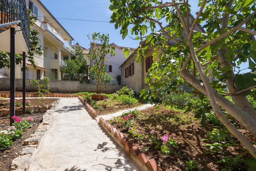 Apartments Vica Šibenik Extérieur photo